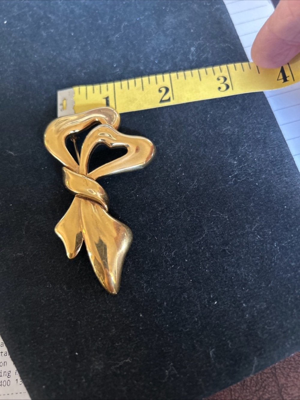 Monet Gold Heart Ribbon Brooch - Picture 3 of 7